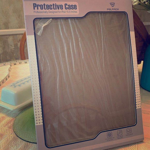 Milprox protective case for 10.5 IPAD - Picture 2 of 7